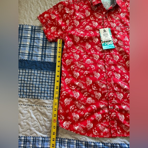 Good Vibes by Drill, Slim Fit Shirt Short Sleeve Button Up Red Cotton. - Picture 8 of 11